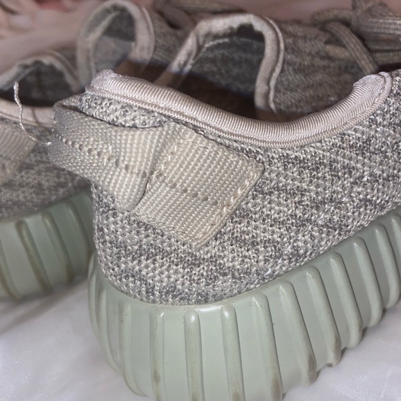 AUTHENTIC YEEZY BOOST 350 - Picture 3 of 7